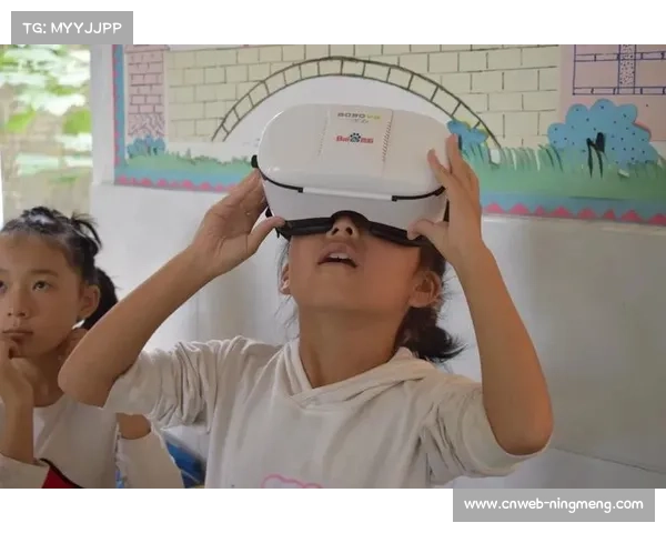 14岁陈元浩成成都俱乐部翻译志愿者 流利英语为五国球队提供服务 14岁陈元浩成成都俱乐部翻译志愿者 流利英语为五国球队提供服务